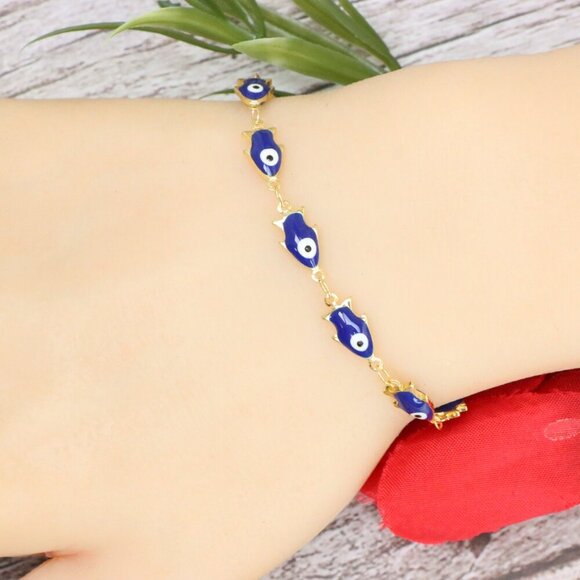 Trendy Bracelet for Girls & Women – Cute, Adjustable & Gift-Ready | MLCRC2133 - Picture 3 of 10